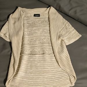 3/$20 🌸 Buttercream Cardigan